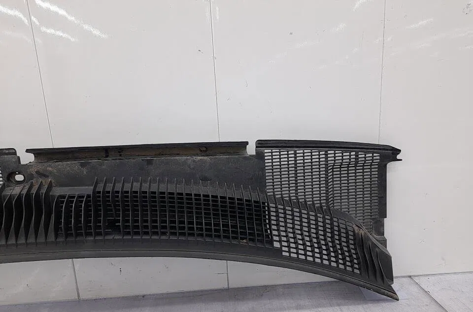 Tole auvent pare-brise PEUGEOT 205 PHASE 2 occasion