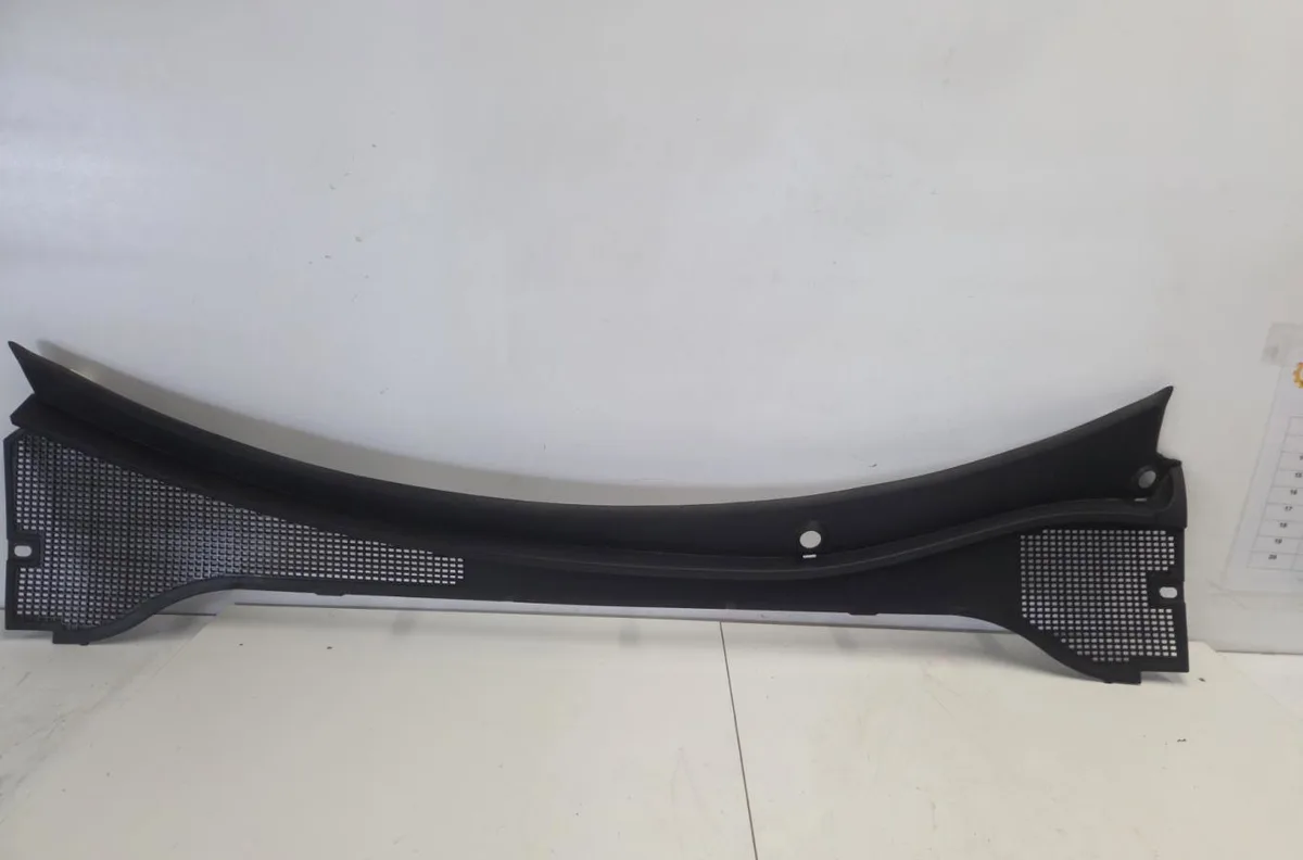 Tole auvent pare-brise RENAULT CLIO 3 PHASE 2 occasion