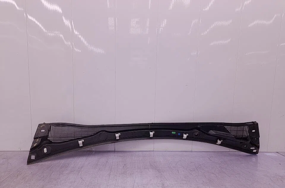 Tole auvent pare-brise RENAULT CLIO 4 PHASE 1 occasion