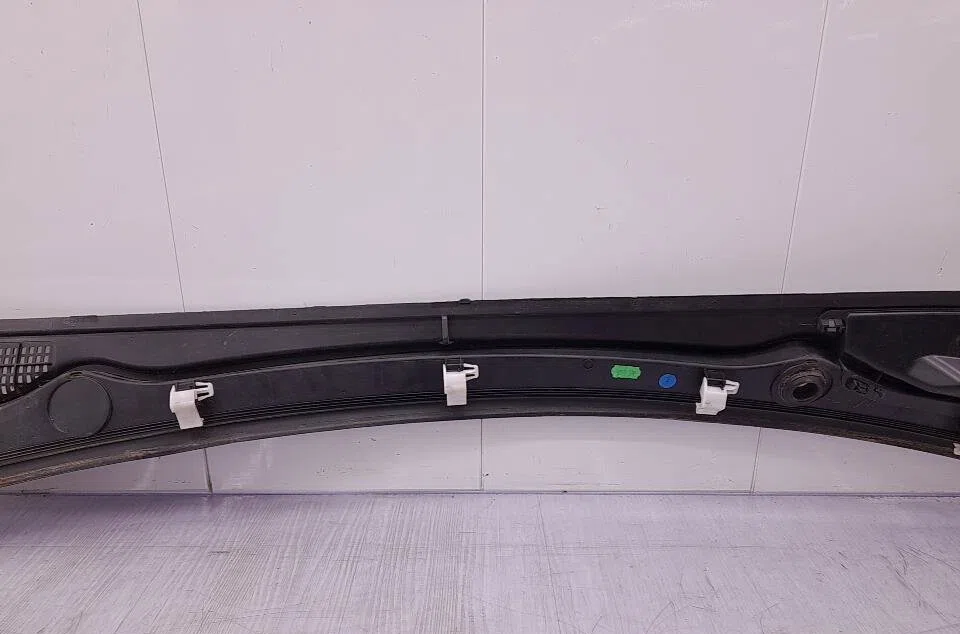 Tole auvent pare-brise RENAULT CLIO 4 PHASE 1 occasion