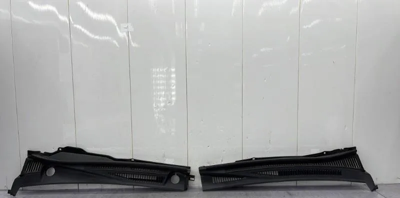 Tole auvent pare-brise SUZUKI GRAND VITARA 2 PHASE 1 occasion