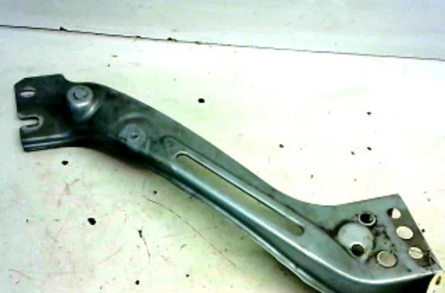 Tole porte phare d PEUGEOT 807 occasion