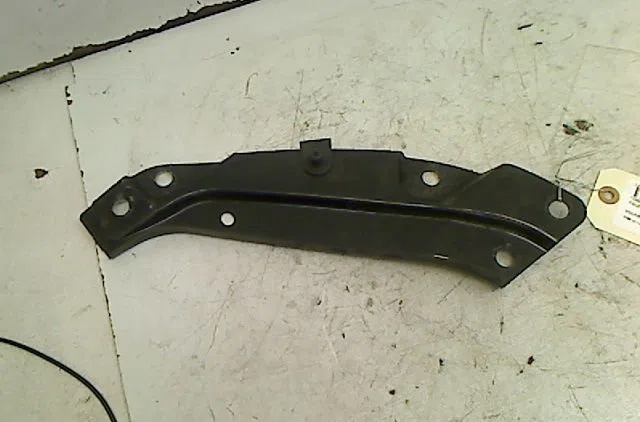 Tole porte phare d Volkswagen POLO V (6R1, 6C1) 1.2 (2009) occasion