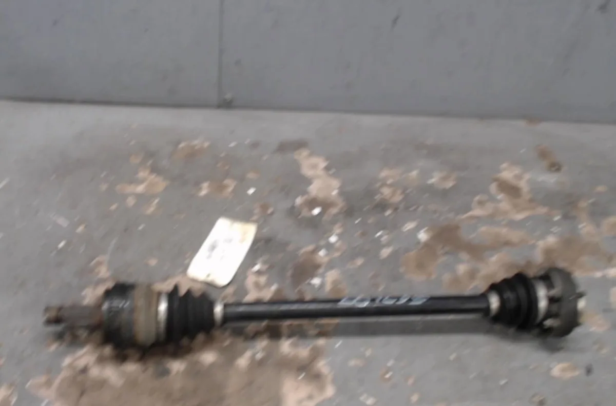 Transmission arrière droite BMW SERIE 1 E88 CABRIO occasion