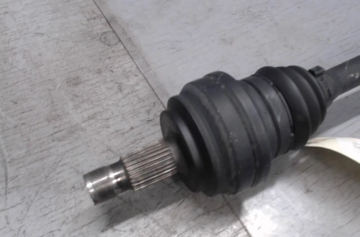 Transmission arrière droite Mercedes-benz CLASSE C (W205) C 180 bluetec - d (205.036) (2014-2018) occasion