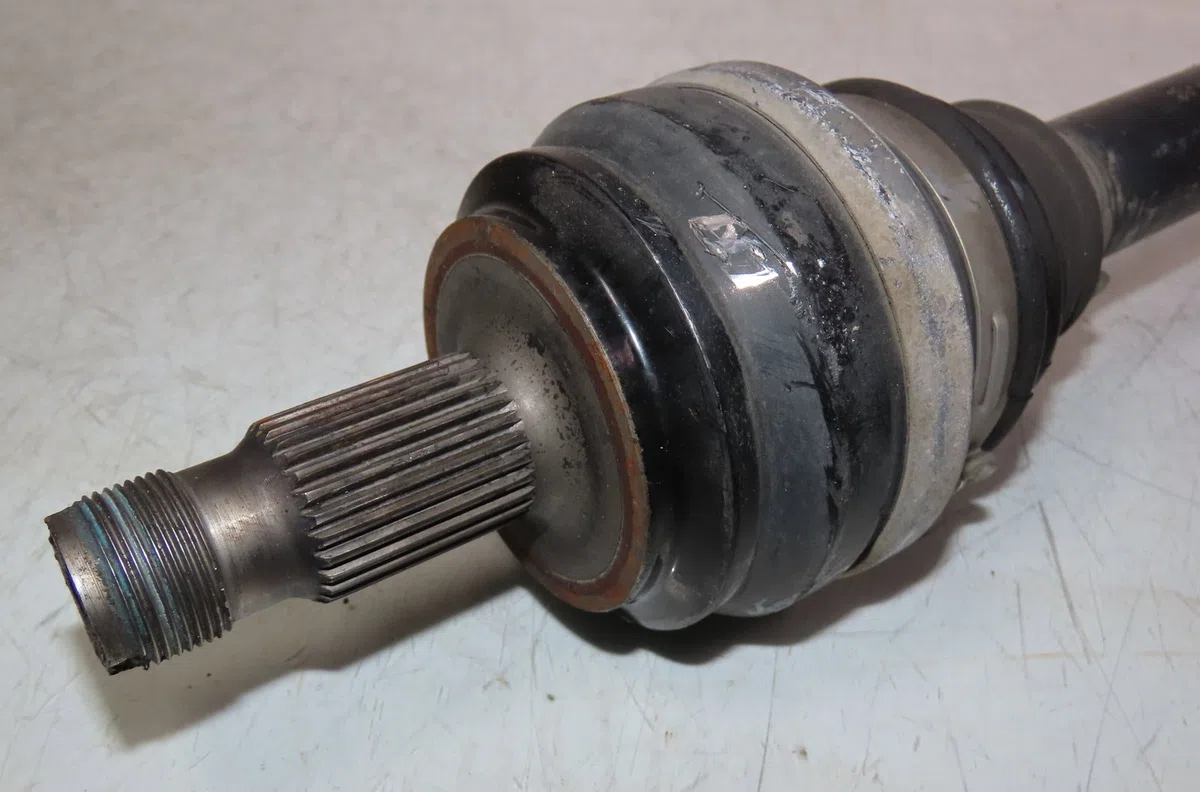 Transmission arrière droite Mercedes-benz CLASSE C (W205) C 200 d (205.007) (2015-2018) occasion