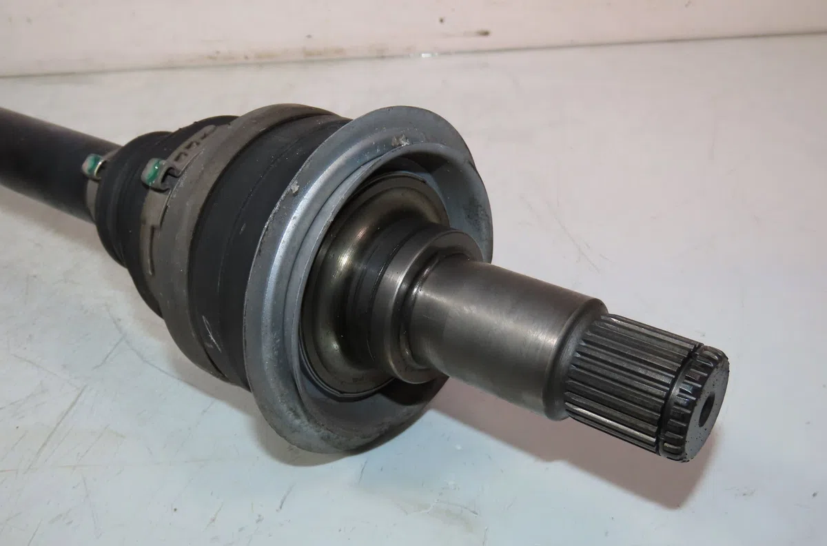 Transmission arrière droite Mercedes-benz CLASSE C (W205) C 200 d (205.007) (2015-2018) occasion