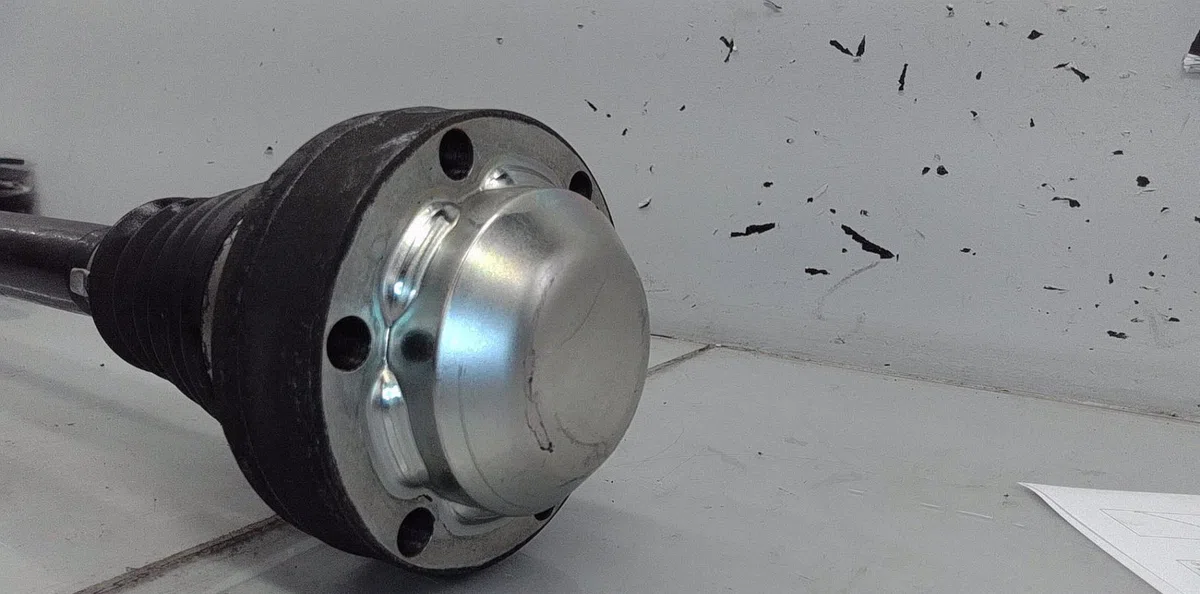 Transmission arrière gauche Audi A6 C6 (4F2) 3.0 tdi quattro (2004-2006) 4 portes occasion