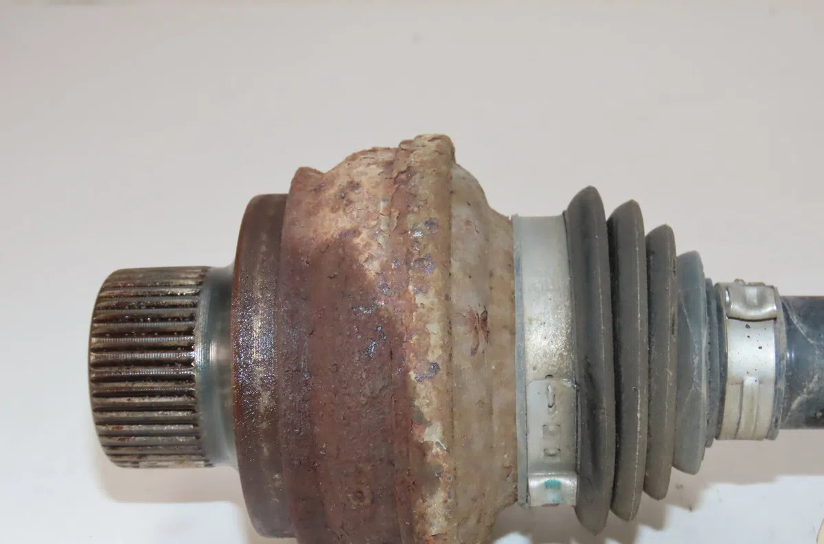 Transmission arrière gauche Audi Q5 (8RB) 3.0 tdi quattro (2008-2017) occasion