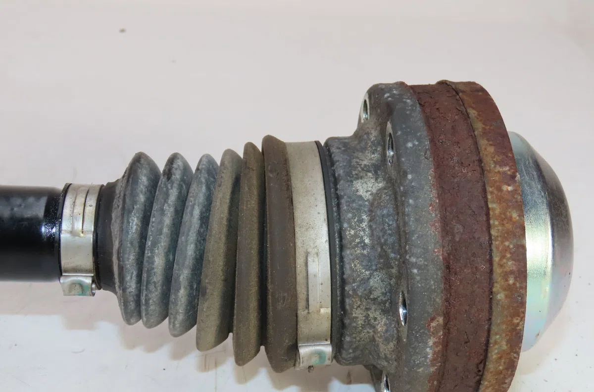 Transmission arrière gauche Audi Q5 (8RB) 3.0 tdi quattro (2008-2017) occasion