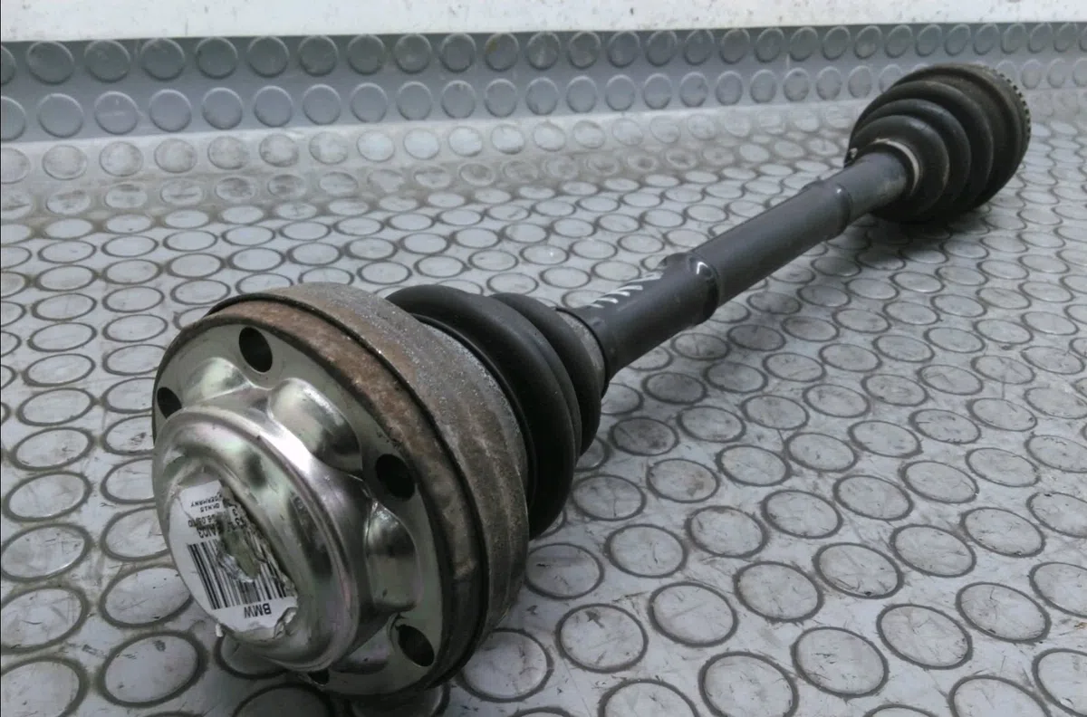Transmission arrière gauche Bmw 1 (E87) 116 d (2009-2011) occasion