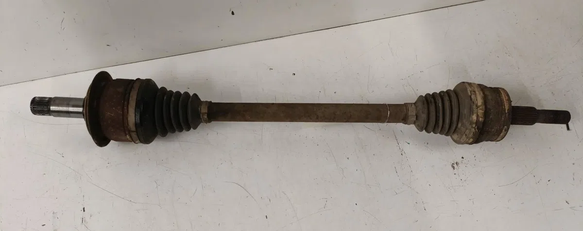 Transmission arrière gauche CHRYSLER 300C PHASE 1 BREAK occasion