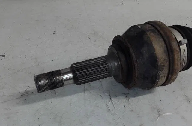 Transmission arrière gauche Lexus IS II (_E2_) 220d (ale20) (2005-2012) occasion