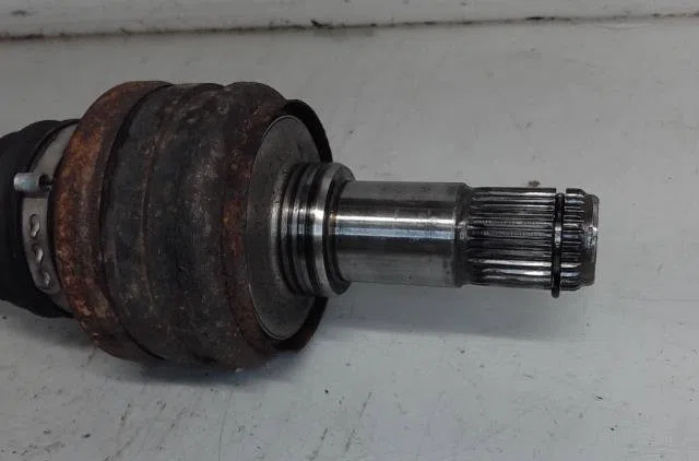 Transmission arrière gauche Lexus IS II (_E2_) 220d (ale20) (2005-2012) occasion