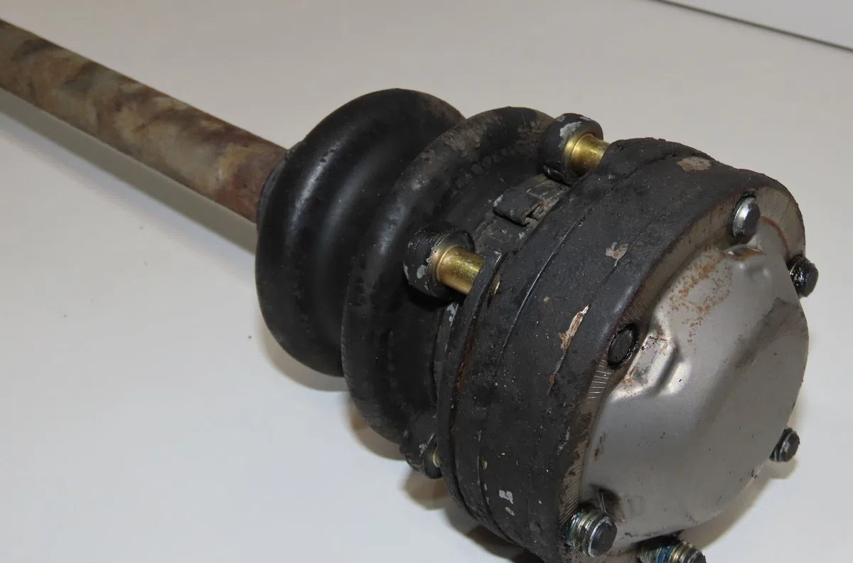 Transmission arrière gauche MERCEDES 190 I 1992 occasion