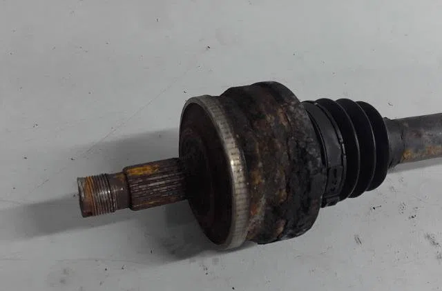 Transmission arrière gauche Mercedes-benz CLASSE C (W203) C 220 cdi (203.006) (2000-2007) occasion