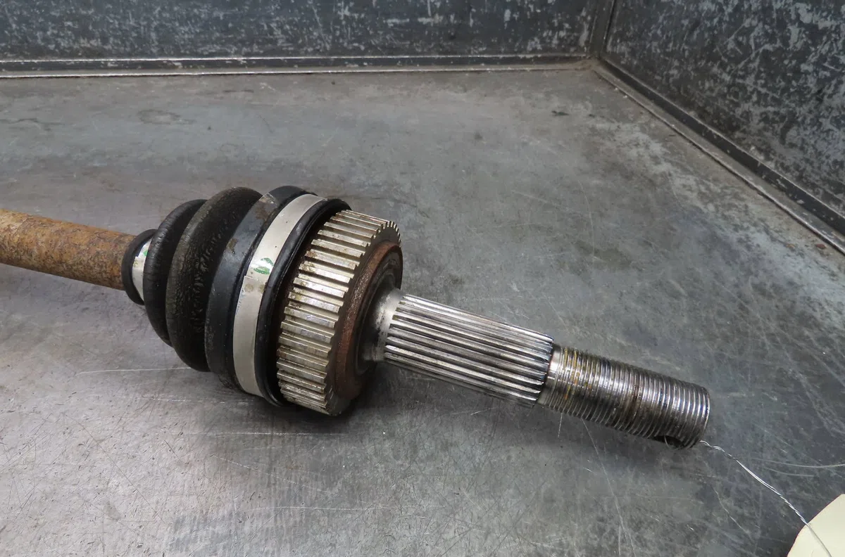 Transmission arrière gauche NISSAN X-TRAIL 2007 occasion