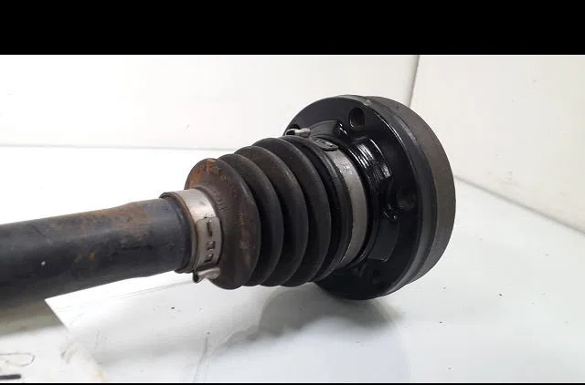 Transmission arrière gauche VOLKSWAGEN TOUAREG 3.0 V6 TDI - 225 2005 occasion