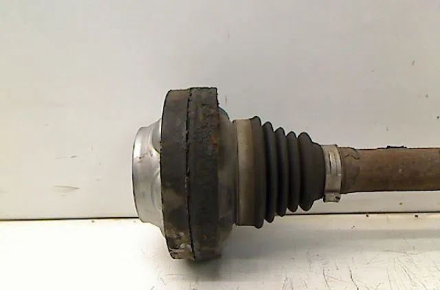 Transmission arrière gauche Volkswagen TOUAREG (7LA, 7L6, 7L7) 5.0 v10 tdi (2002-2010) occasion