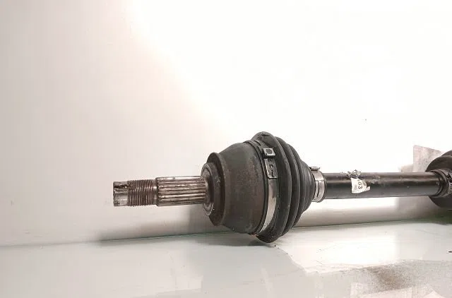 Transmission avant droite Alfa romeo 147 (937_) 1.6 16v t.spark eco (937.axa1a, 937.bxa1a) (2001-2010) occasion