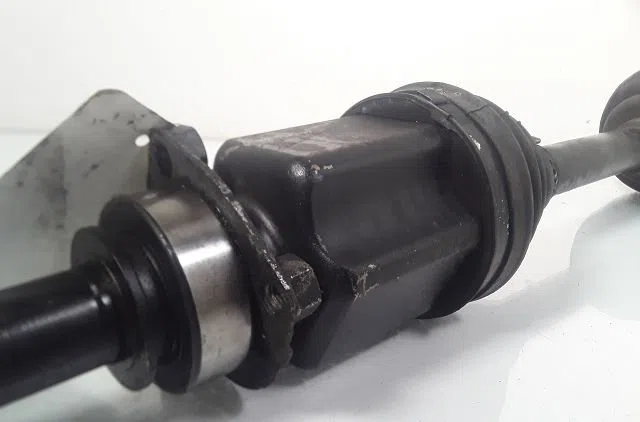 Transmission avant droite Alfa romeo 147 (937_) 1.9 jtdm 8v (937.axd1a, 937.axu1a, 937.bxu1a) (2005-2010) occasion