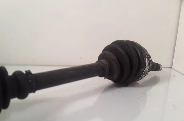 Transmission avant droite Alfa romeo 147 (937_) 1.9 jtdm 8v (937.axd1a, 937.axu1a, 937.bxu1a) (2005-2010) occasion