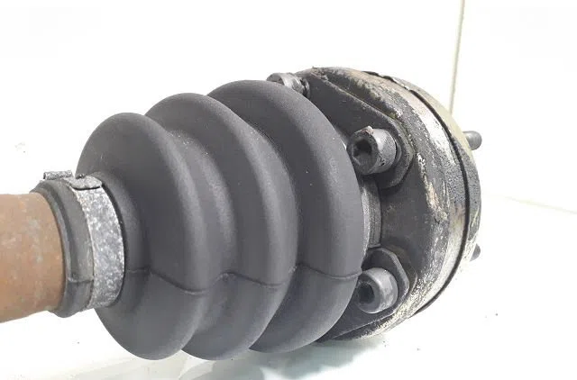 Transmission avant droite Alfa romeo SPIDER (916_) 2.0 t.spark 16v (916s2c00) (1995-2005) occasion