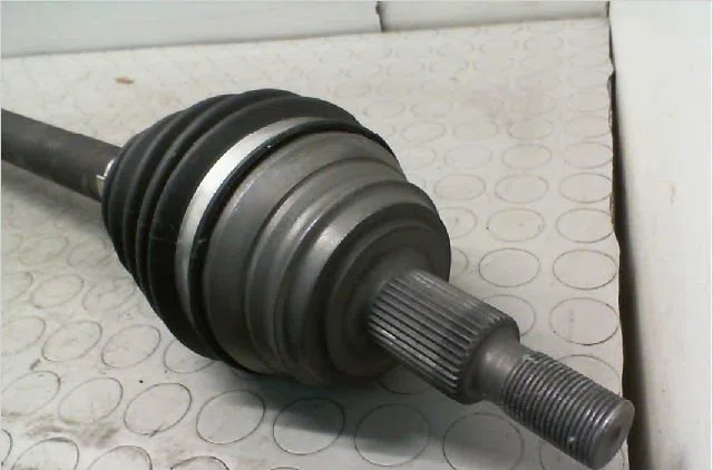 Transmission avant droite Audi A3 (8L1) 1.9 tdi (1996-2001) occasion