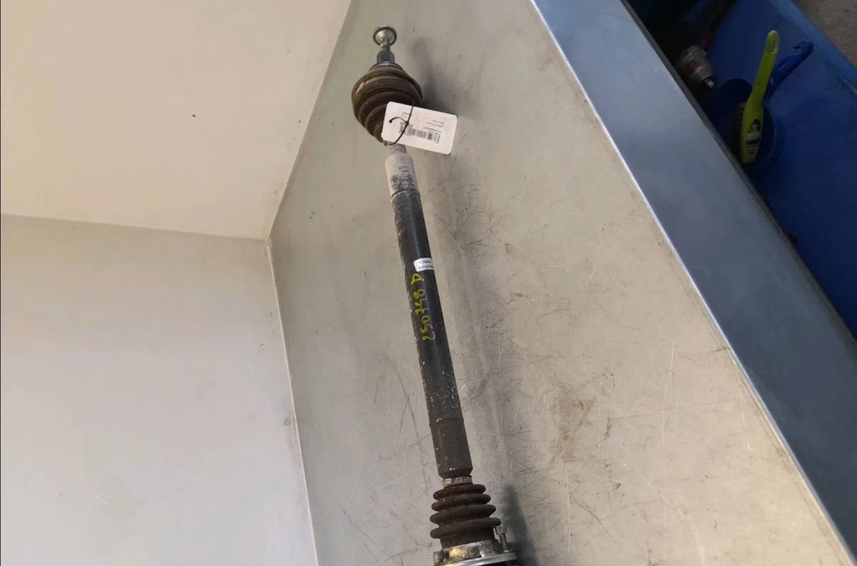 Transmission avant droite Audi A3 Sportback (8VA, 8VF) 1.6 tdi (2012) occasion