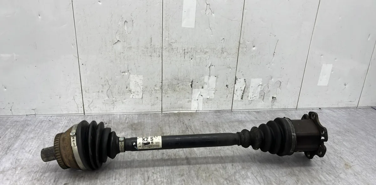 Transmission avant droite AUDI A4 2 PHASE 1 occasion
