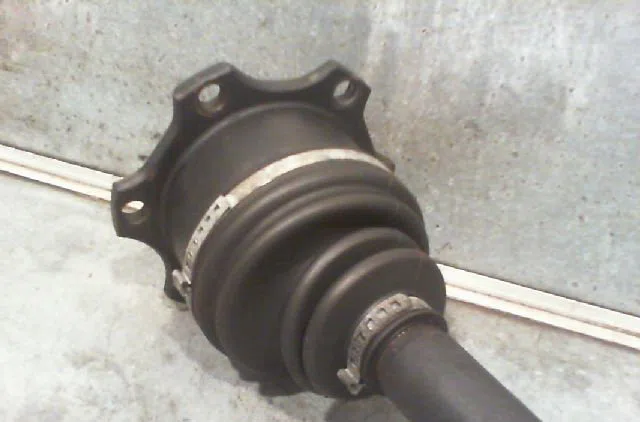 Transmission avant droite AUDI A6 1997 occasion