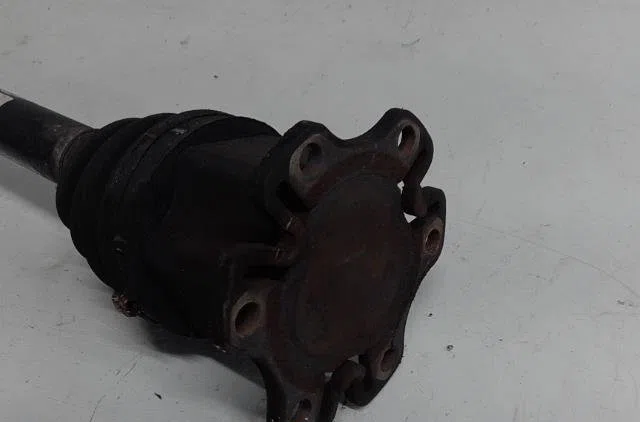 Transmission avant droite Audi A6 C6 (4F2) 3.0 tdi quattro (2004-2006) 4 portes occasion