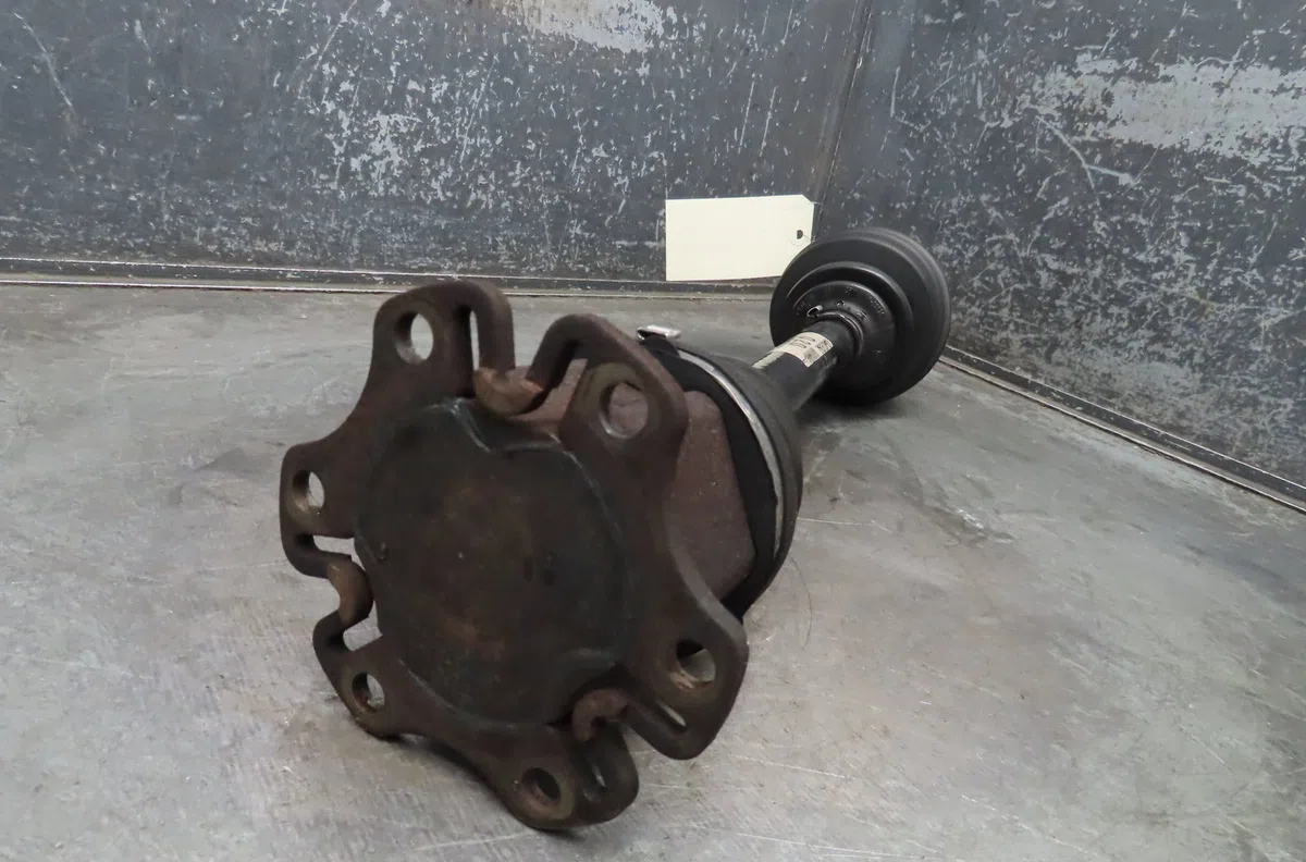 Transmission avant droite AUDI A8 2003 occasion