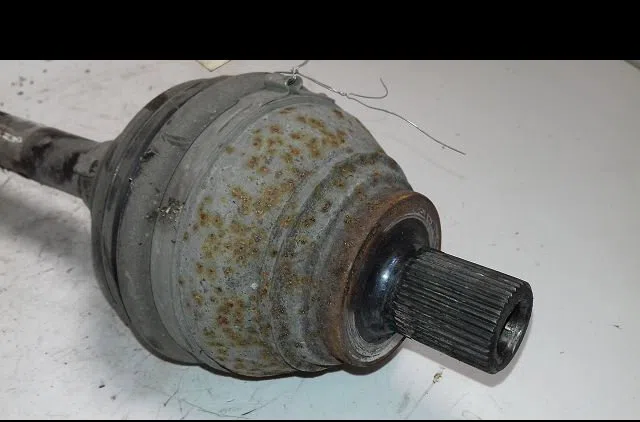 Transmission avant droite Audi Q3 (8UB, 8UG) 2.0 tdi quattro (2011-2018) occasion