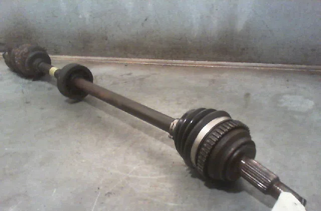 Transmission avant droite CHRYSLER PT CRUISER Phase 1 09-2000--12-2005 occasion