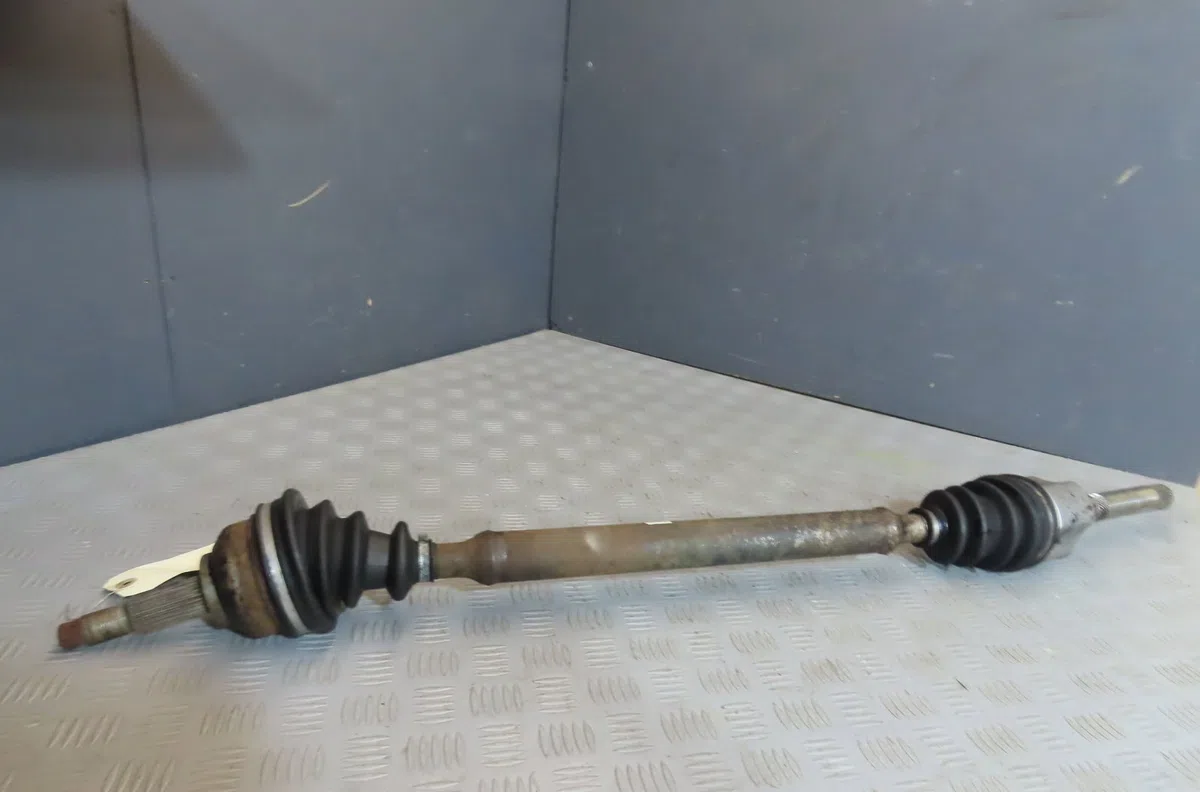 Transmission avant droite CHRYSLER VOYAGER 2001 occasion