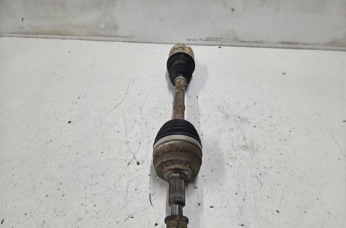 Transmission avant droite DACIA DUSTER 1 PHASE 1 occasion