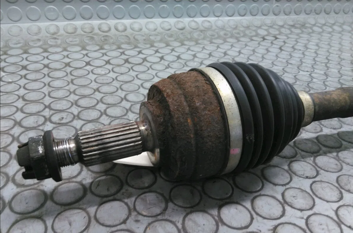 Transmission avant droite Dacia DUSTER (HS_) 1.5 dci 4x4 (hsmc, hsmd) (2010-2018) 5 portes occasion