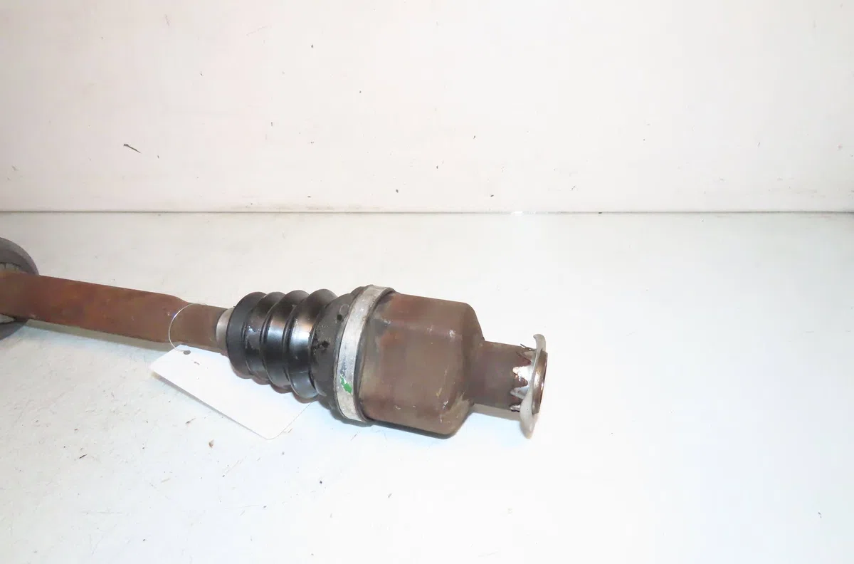 Transmission avant droite Dacia LOGAN (LS_) 1.4 (lsoa, lsoc, lsoe, lsog) (2004) occasion