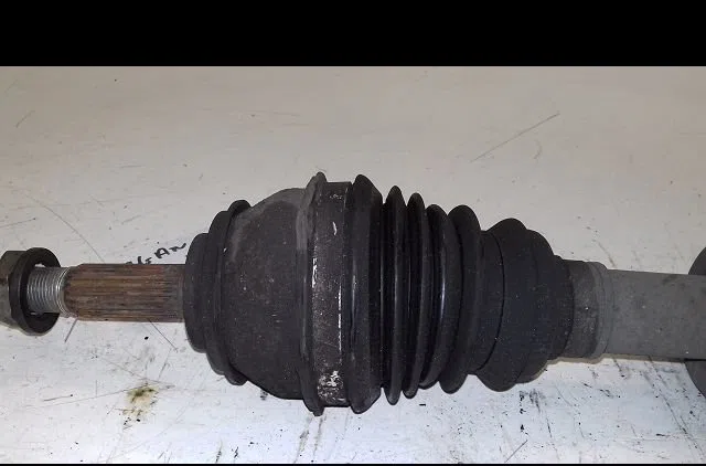 Transmission avant droite Dacia LOGAN (LS_) 1.4 (lsoa, lsoc, lsoe, lsog) (2004) occasion