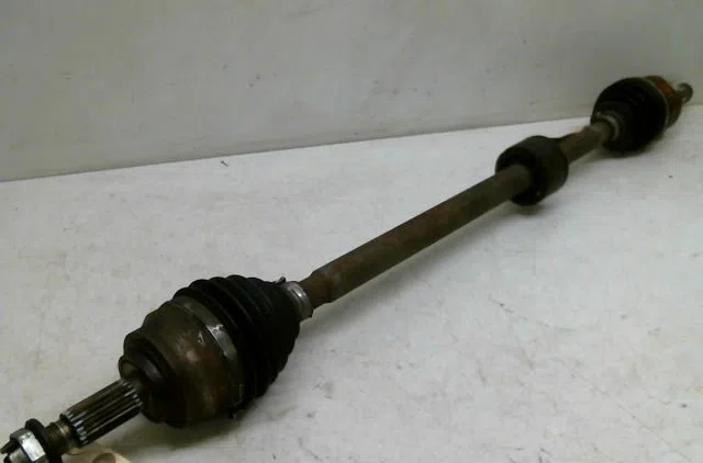 Transmission avant droite Dacia SANDERO III 1.0 tce 100 eco-g (2021) occasion