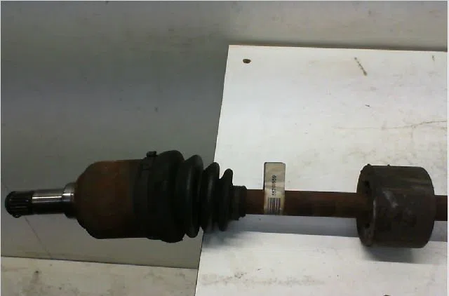 Transmission avant droite FIAT GRANDE PUNTO III Phase 1 09-2005--12-2013 1.4i 77ch occasion