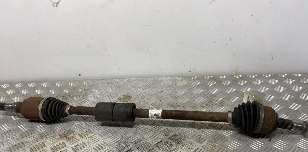 Transmission avant droite FORD FOCUS 4 PHASE 1 occasion