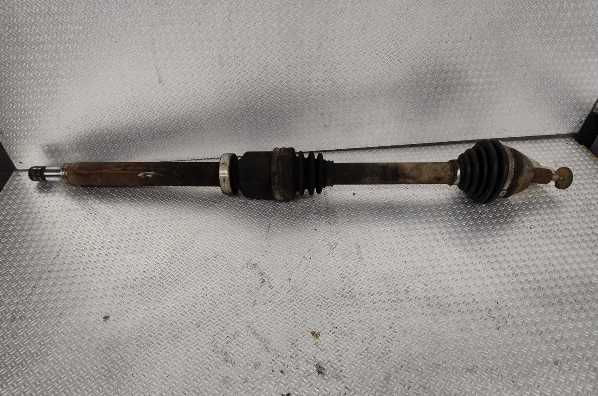 Transmission avant droite Ford FOCUS II (DA_, HCP, DP) 1.6 tdci (2004-2012) occasion