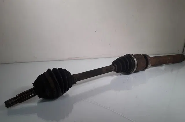 Transmission avant droite FORD FUSION 1.6 TDCI 2008 occasion