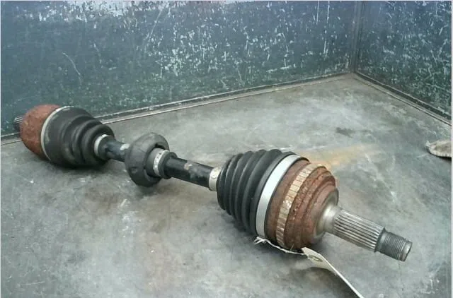 Transmission avant droite HONDA STREAM 2002 occasion