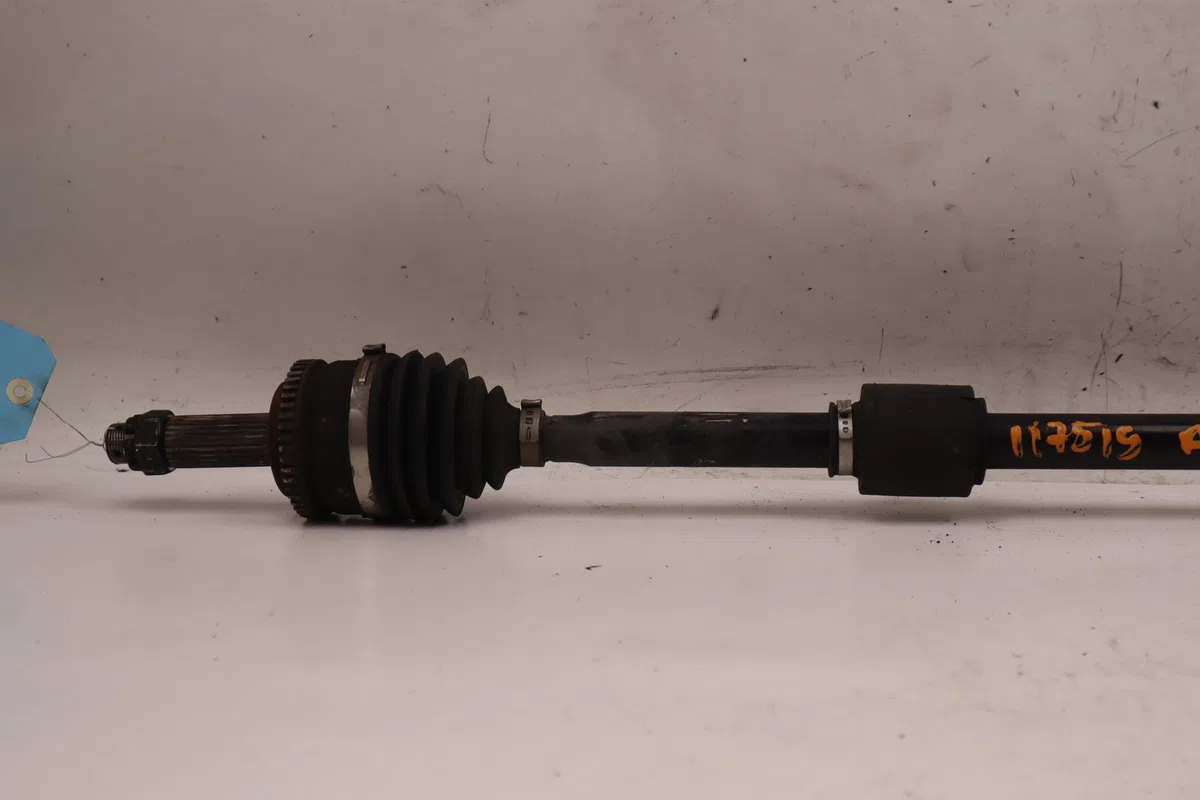 Transmission avant droite Kia CEE'D SW (ED) 1.4 (2010-2012) occasion