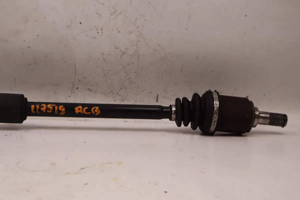 Transmission avant droite Kia CEE'D SW (ED) 1.4 (2010-2012) occasion