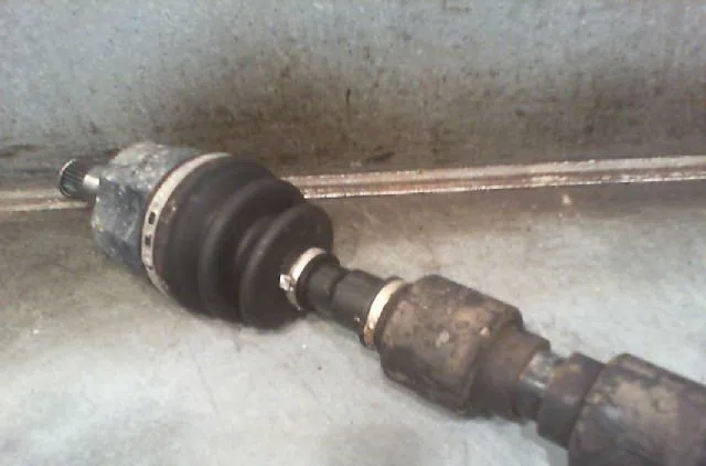 Transmission avant droite Kia MAGENTIS II (MG) 2.0 crdi (2006-2010) occasion