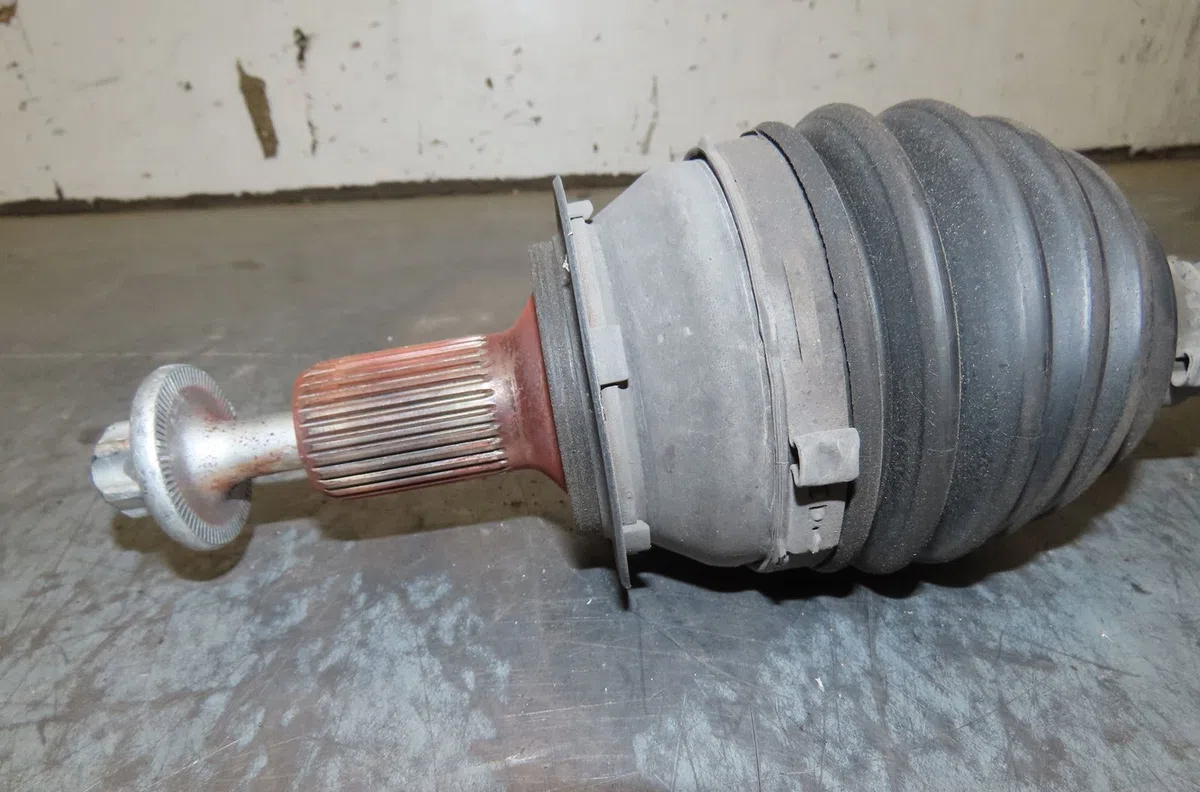 Transmission avant droite Mercedes-benz CLASSE A (W176) A 160 (176.041) (2015-2018) occasion